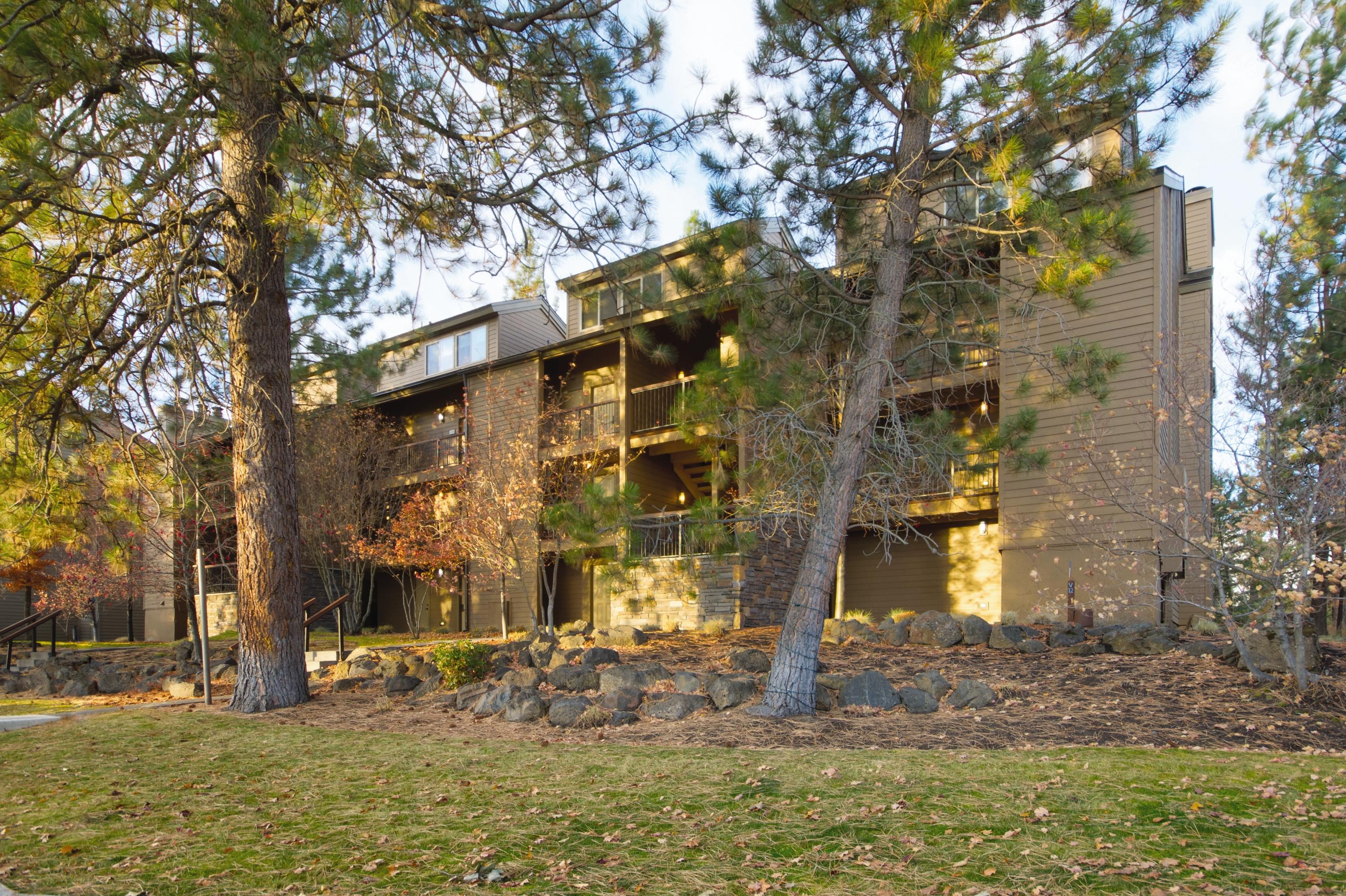 เวิลด์มาร์ค เซเวนธ์ เมาน์เท็น Hotel Deschutes River Woods ภายนอก รูปภาพ